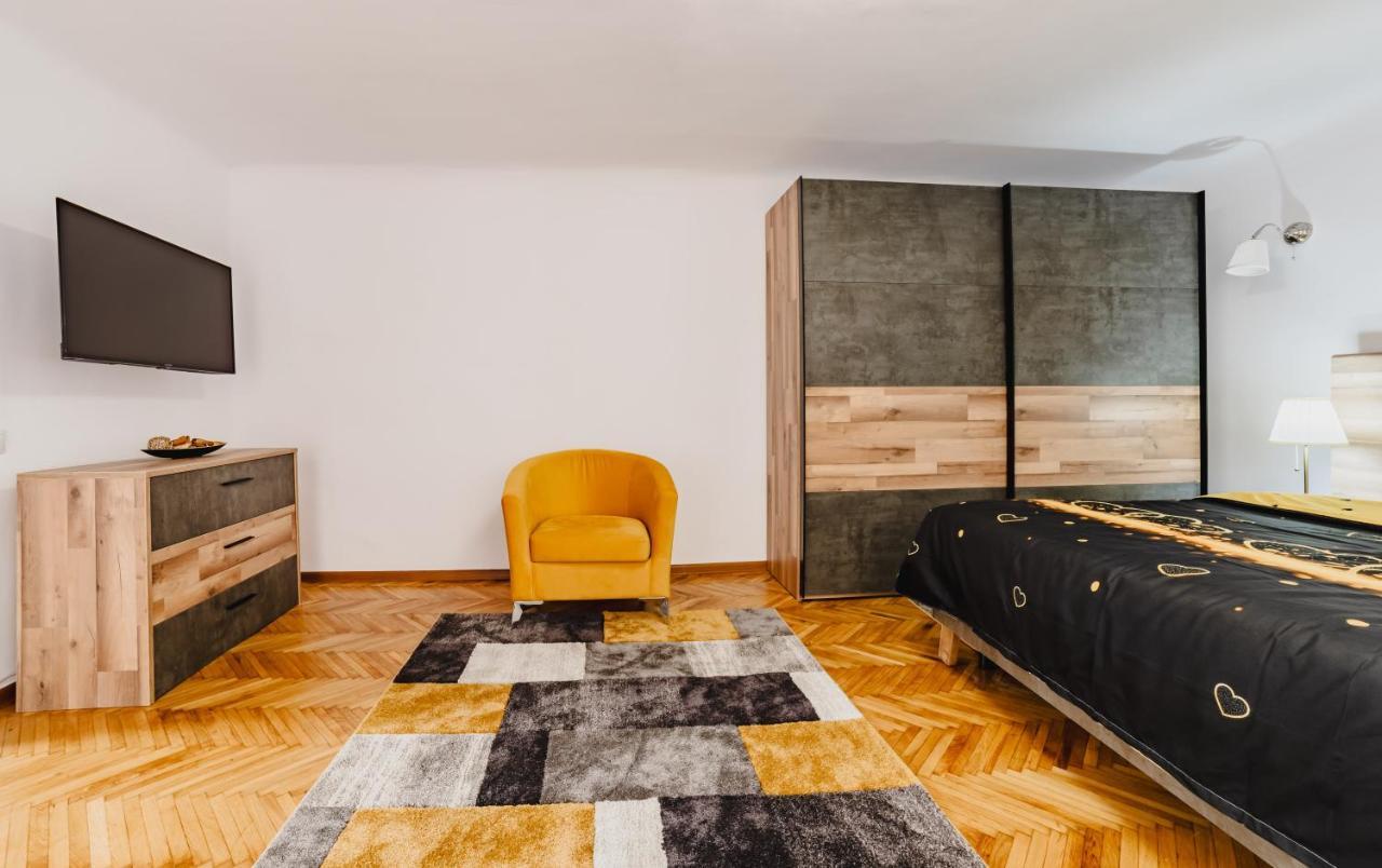 Apartament Republicii Premium Braszów Zewnętrze zdjęcie